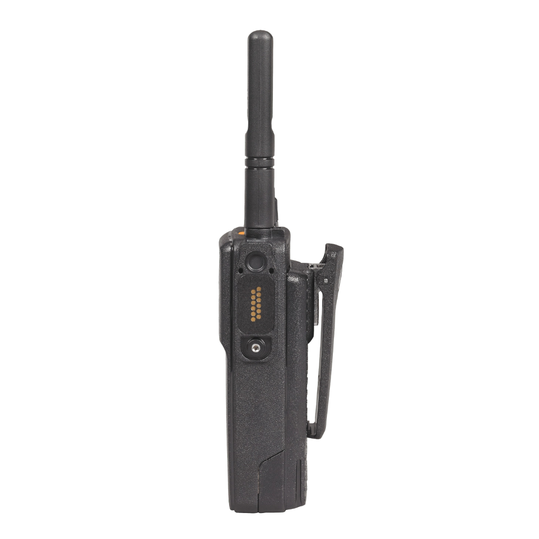 Рация Motorola DP4401e / Аналоговая, Цифровая / VHF / 32 канала / Li-Ion 2450 мА·ч / AES-256, GPS, VOX