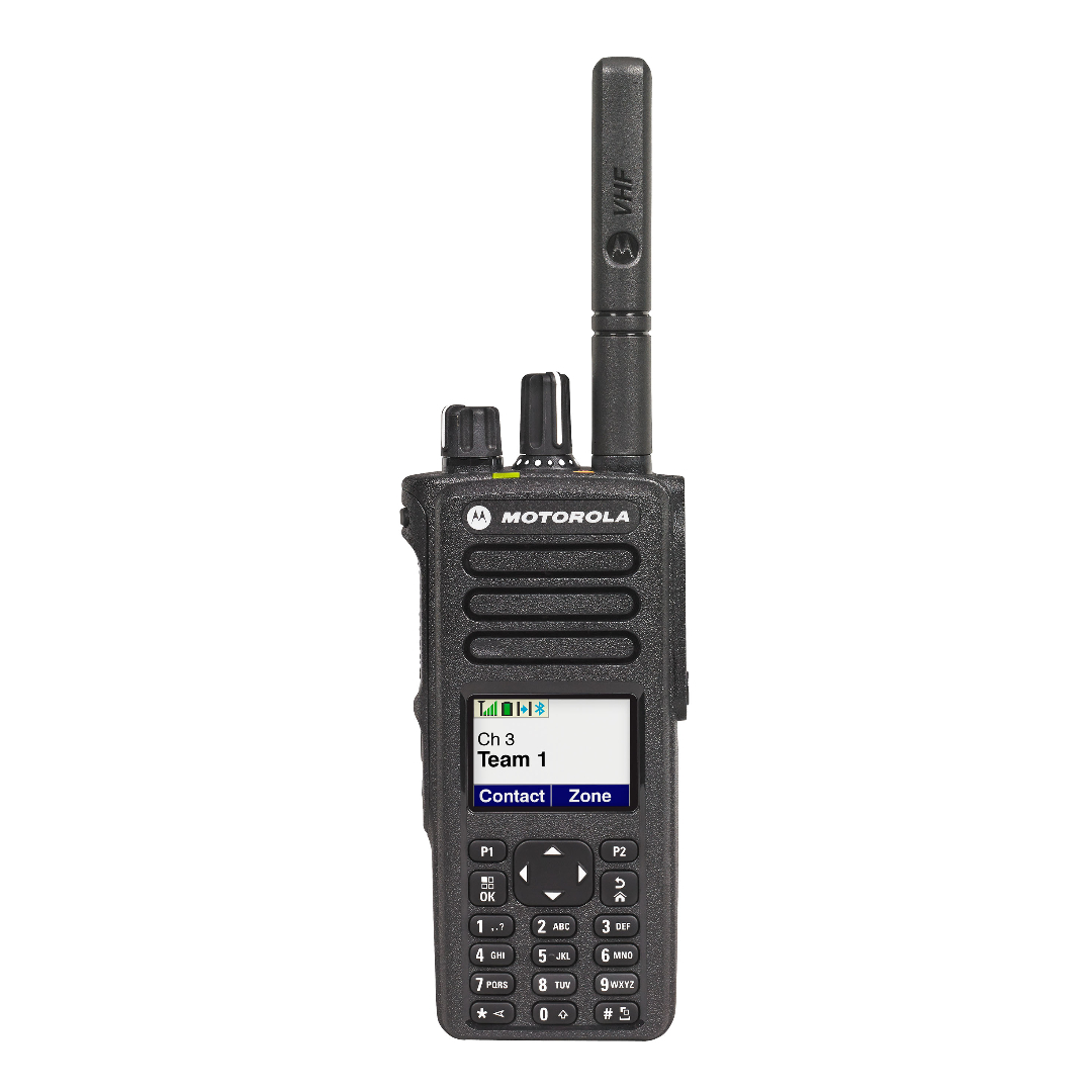 Рация Motorola DP4801e / Аналоговая, Цифровая / VHF / до 1000 каналов / Li-Ion 2450 мАч / AES-256, GPS, Bluetooth, VOX