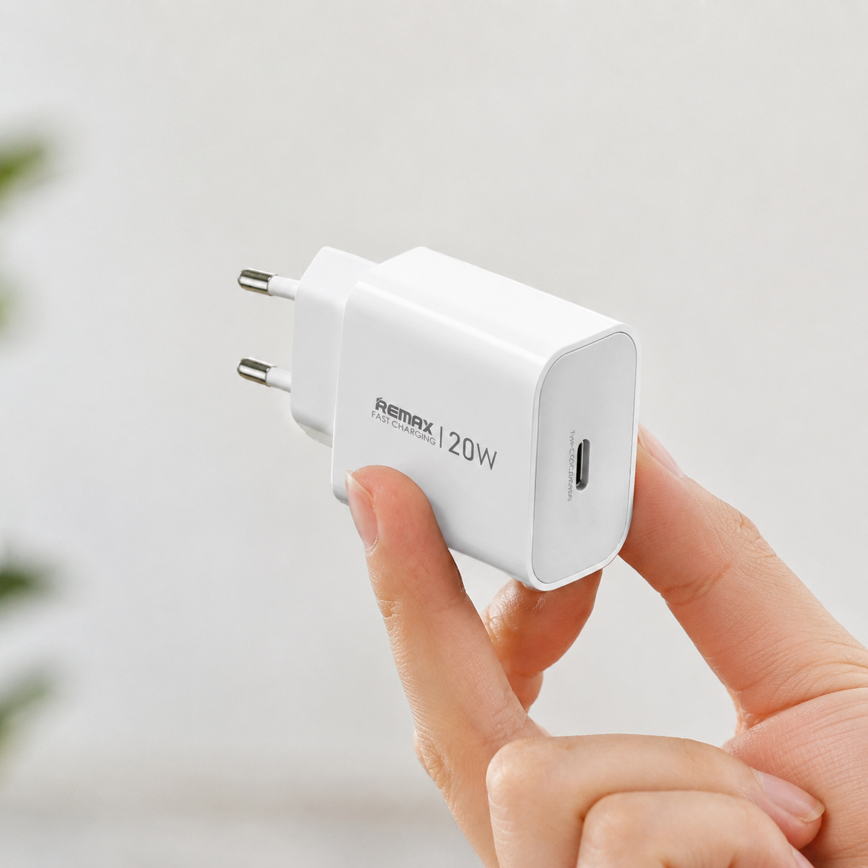 Зарядний пристрій 20 Вт Remax CA08 (C20W), USB-C, PD 3.0/QC 4.0, GaN, EU, білий