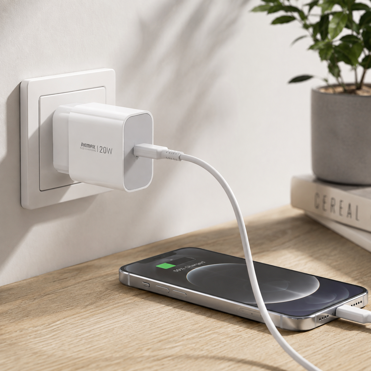 Зарядний пристрій 20 Вт Remax CA08 (C20W), USB-C, PD 3.0/QC 4.0, GaN, EU, білий