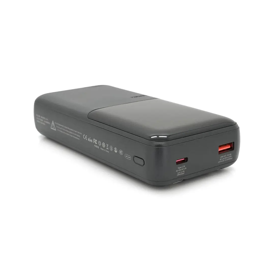 Павербанк 20000 мА·час Remax RPP-680 – 22,5 Вт, PD+QC, USB-A, с кабелями Type-C + Lightning, дисплей, черный