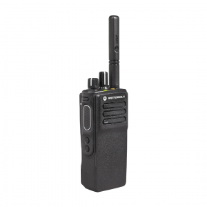 Рация Motorola DP4401e / Аналоговая, Цифровая / VHF / 32 канала / Li-Ion 2450 мА·ч / AES-256, GPS, VOX