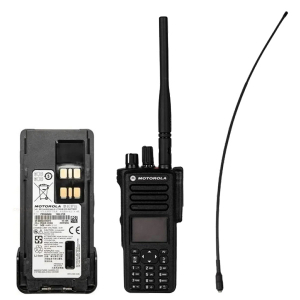 Комплект оригінальної цифрової радіостанції Motorola MotoTRBO DP4800e VHF AES-256 шифрування + 1 акумулятор та 47см антена
